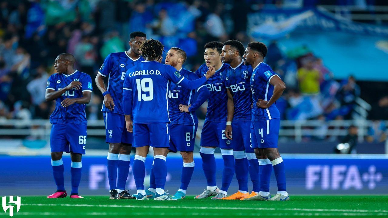 ترقب جماهيري لموعد مباراة الهلال والشباب في صراع صدارة الدوري السعودي
